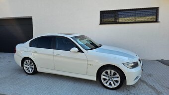 BMW e90 320i - 2