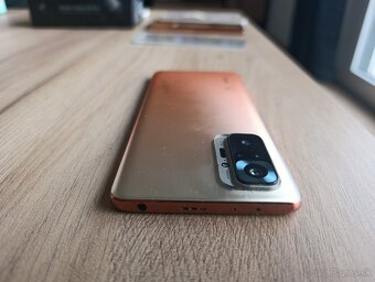 Predám telefón Xiaomi Note 10 Pro - 2