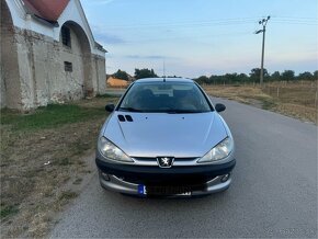 Peugeot 206 – 1,4 - 2