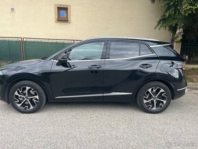 KIA SPORTAGE 1.6 T-GDi mHEV PLATINUM 4WD A/T 2023 + ZÁRUKA - 2