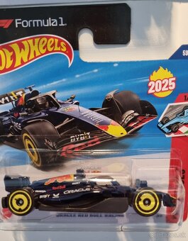 hot wheels novinky, f1, porsche, mercedes... - 2