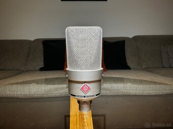 Neumann TLM 103 s originálnym pavúkom - 2