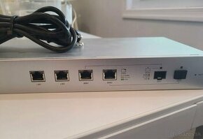 Ubiquiti UniFi Security Gateway PRO USG PRO 4 - 2