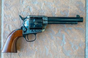 Revolver Uberti Colt 1873, 44-40 Win - 2