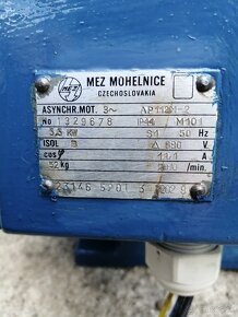 Elektromotor MEZ Mohelnice 5,5 kW, 2910 ot, 400V - 2