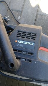 Predám pílu Black & Decker - 2