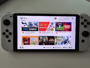 Nintendo switch OLED + príslušenstvo a hry - 2