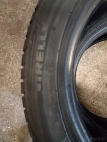 225/50 R17 Zimné pneumatiky - 2