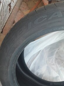 Pneu 235/45r18 - 2