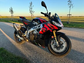 Aprilia tuono - 2