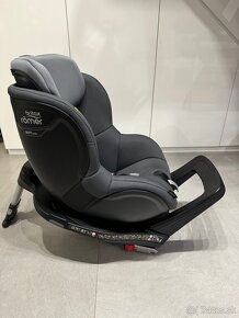 Autosedačka Britax Romer Dualfix M i-size 61-105cm - 2