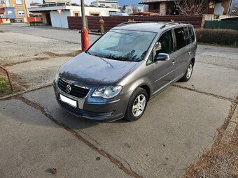 Volkswagen Touran 1.9 TDI 7-miestné - 2