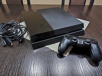 Sony Playstation 4 - 2