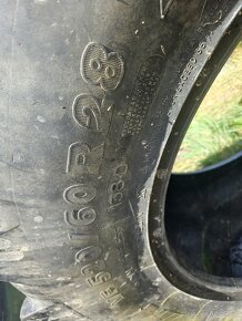 Pneumatika 520/60 r28 - 2