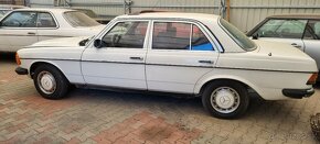 Mercedes Benz W123-300d - 2