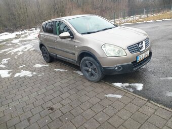 Nissan Qashqai - 2