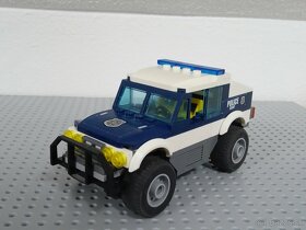 60007 LEGO City High Speed Chase Images 6Description 1 Set V - 2