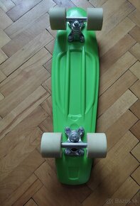 Plastový skateboard - 2