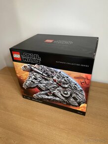 LEGO Star Wars 75192 - Milenium Falcon - 2