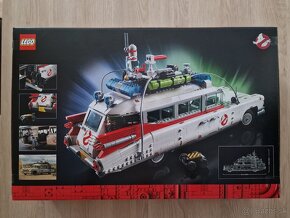 Lego Icons 10274 Krotitelia duchov - ECTO-1 - 2