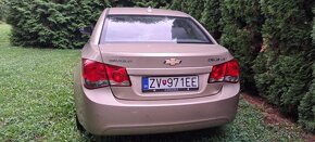 Chevrolet Cruze LS 1.6, 83 kW, rv. 2009, benzín - 2