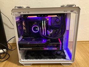 PC - Ryzen 9 7900X3D - RTX4070Ti  - 12GB Ssd - 64Gb Ram - 2