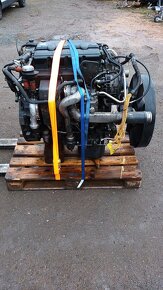 Man tgl 12.220 motor - 2