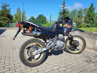 Honda NX 500 Dominator - 2