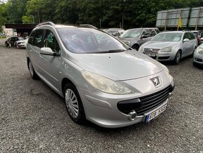 Peugeot 307 SW 1.6 HDI 80kW 7 míst klima panorama 2006 - 2