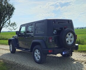 JEEP WRANGLER SPORT UNLIMITED 2,8 CRD - 2