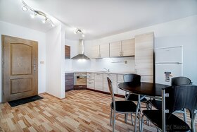 Apartmán  Vysoké Tatry  64 m2 + 25 m2 terasa - 2