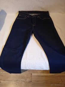 Levis Strauss 751 - 2