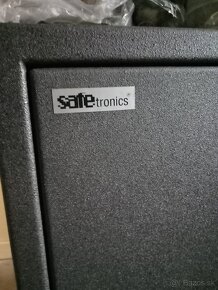 Skriňa na zbrane ZSL, značky SAFEtronics. - 2