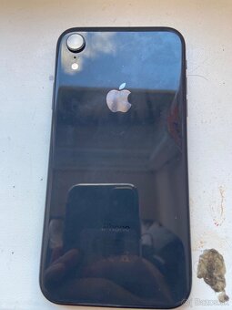 iPhone XR 64 GB - 2