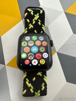 Apple Watch 6 - 40mm - 2