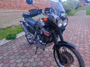 Honda Africa twin 750 - 2