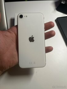 iPhone SE 2020 - 2