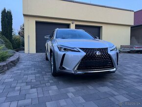 Lexus UX 250h - 2