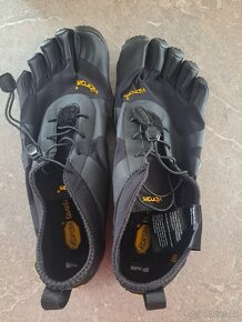 Športové topanky vibram fivefingers č 43 - 2