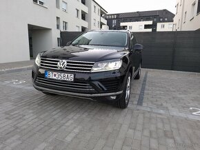 Volkswagen Touareg 3.0 tdi dsg panorama - 2