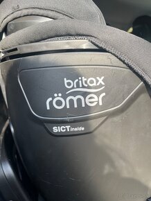 Otočna autosedacka Britax Romer - 2