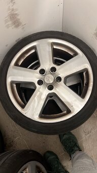 R18x7,5  225/40 - 2