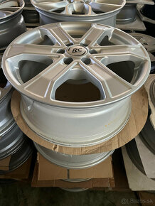 NISSAN, RENAULT, MERCEDES ALU R18, ET 45, 6x114,3 (1136T) - 2