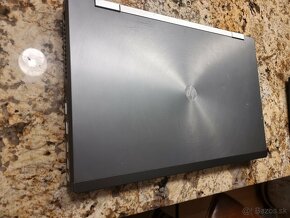 HP ELITEBOOK 8560W - 2