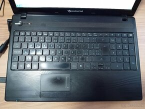 starší funkčný notebook Packard Bell TK85 (batéria k.o.) - 2