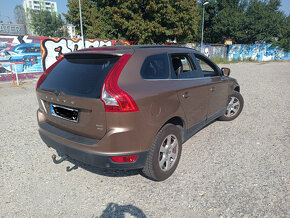 Volvo XC60 - 2