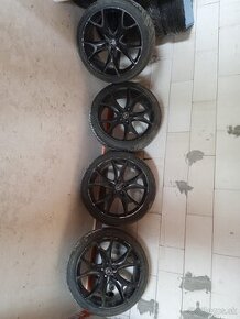 R22 265/40 R22 AEZ 5x112 - 2