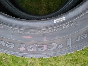 225/60 R17  Hankook - 2