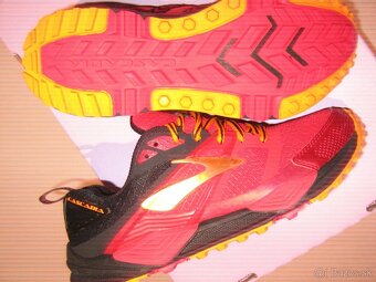 BROOKS CASCADIA vel. 40,5 - 2