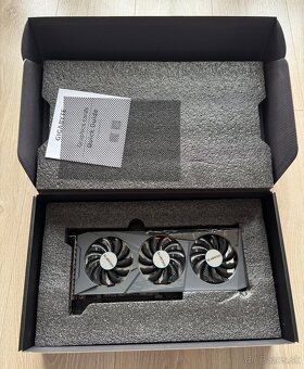 Radeon RX 6600 Eagle 8GB Gigabyte - 2